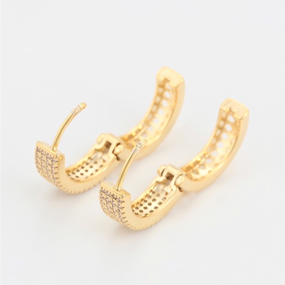 Huggie Earrings | 14K Gold Plated Zirconia Hoop Earrings | Luxury Jewelry - Picture 4 of 11